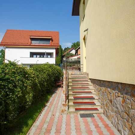 Barok Appart Брашов Экстерьер фото