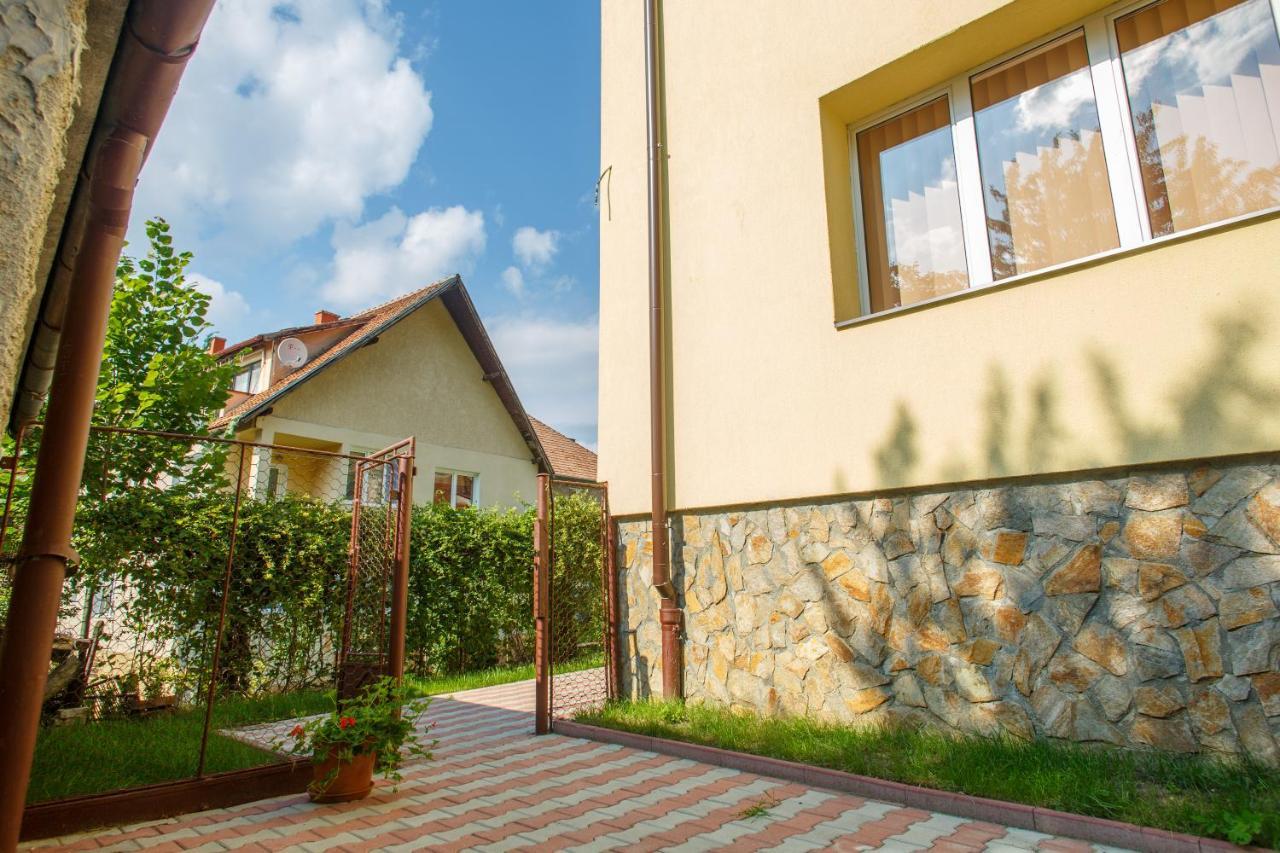 Barok Appart Брашов Экстерьер фото